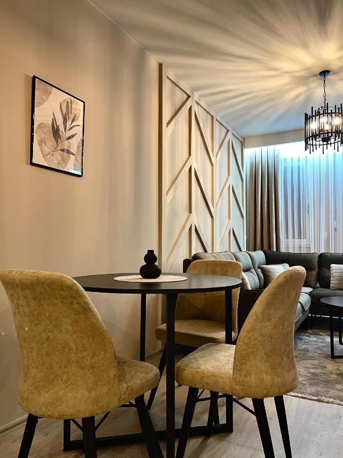 Top Apartment Pristina Eksteriør billede