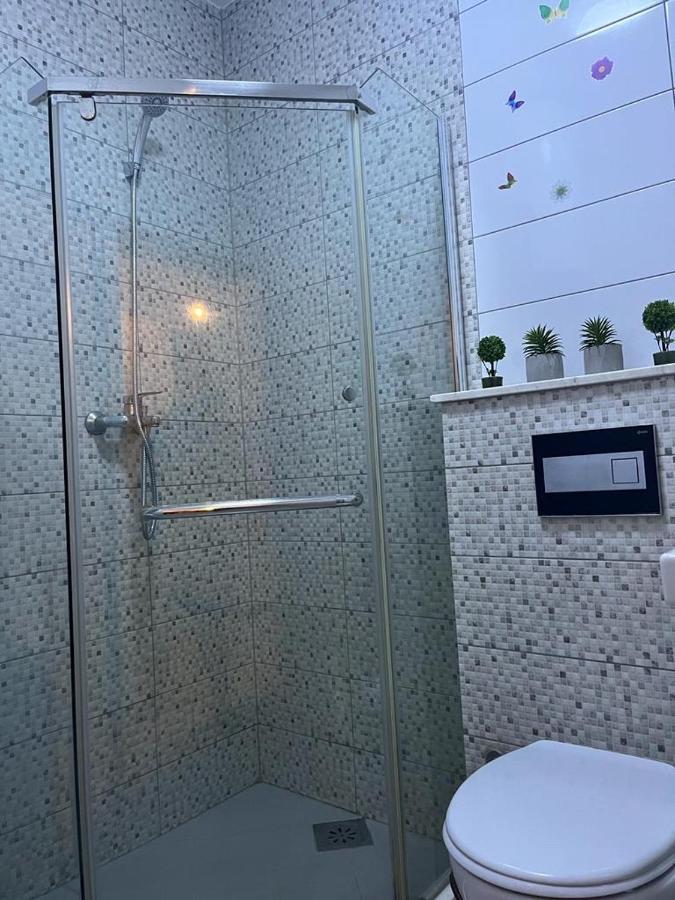 Top Apartment Pristina Eksteriør billede